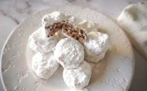Traditional Kourabiedes Recipe: Perfect Buttery Greek Christmas Cookies
